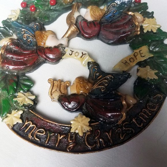 Singing Angels Christmas Wreath Decor Wall Art Ornament - Picture 5 of 11